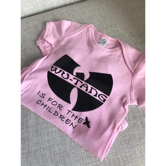Pink Wu Tang kids onesie (or shirt) Wu Tang is for the children - Picture 2 of 2